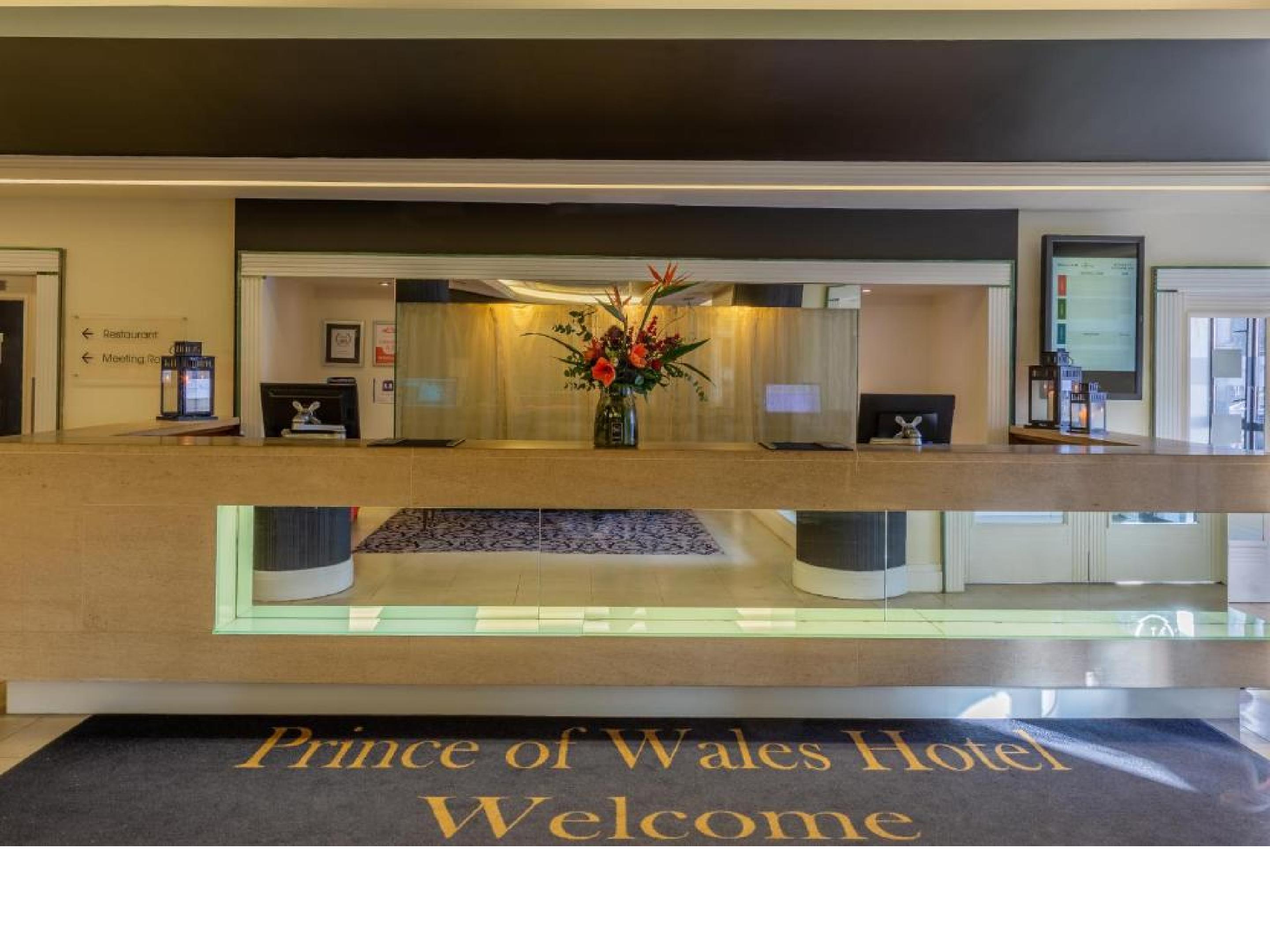 Prince Of Wales Hotel Athlone Bagian luar foto