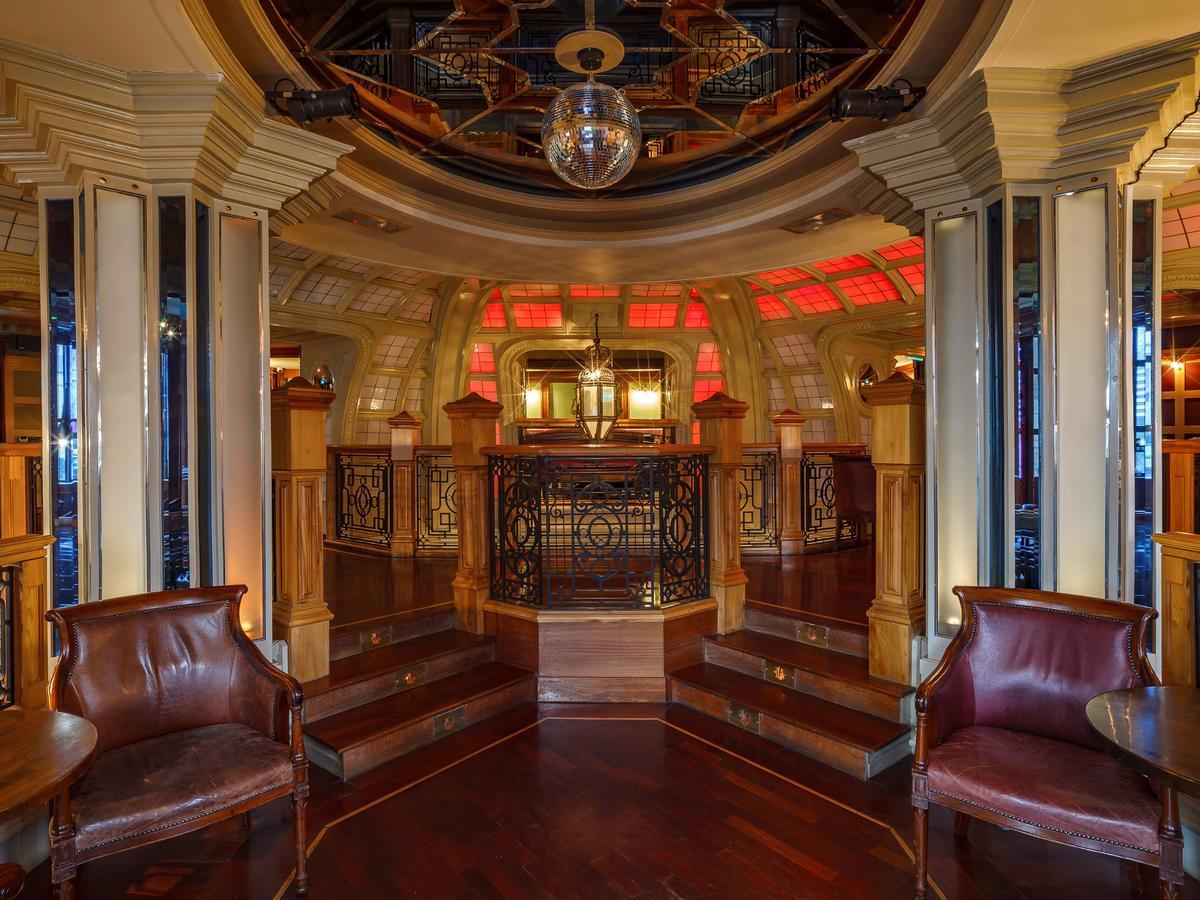 Prince Of Wales Hotel Athlone Bagian luar foto