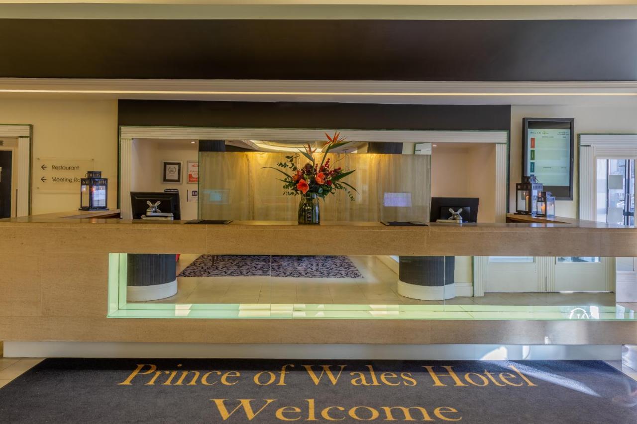 Prince Of Wales Hotel Athlone Bagian luar foto